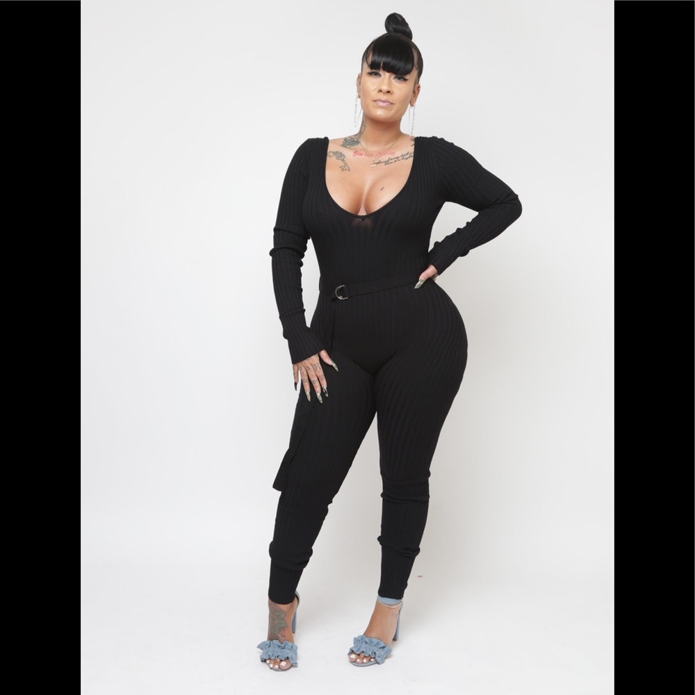 Rib jumpsuit w belt (actual product photographed)